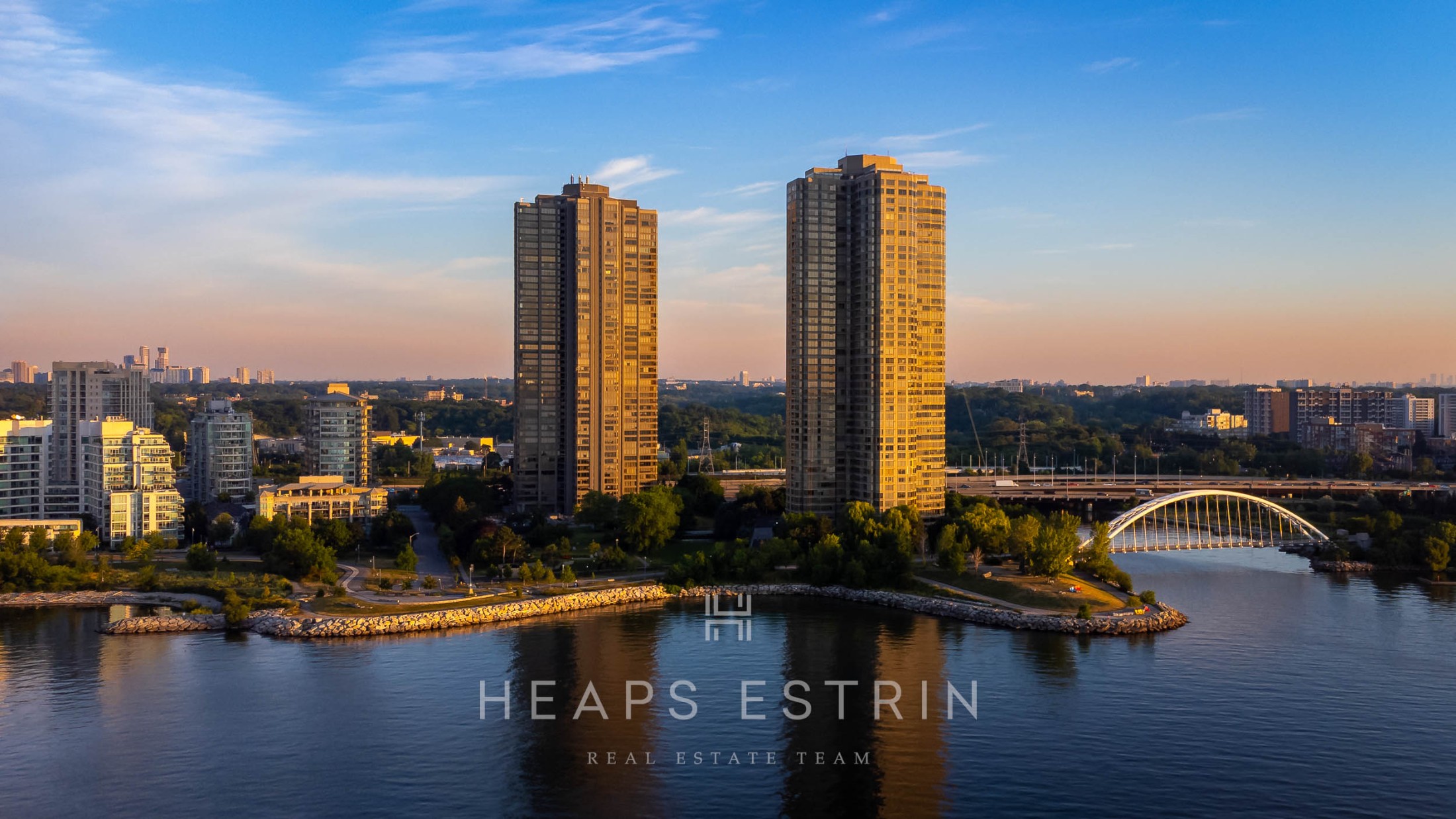 Palace Pier Condos Skyline 